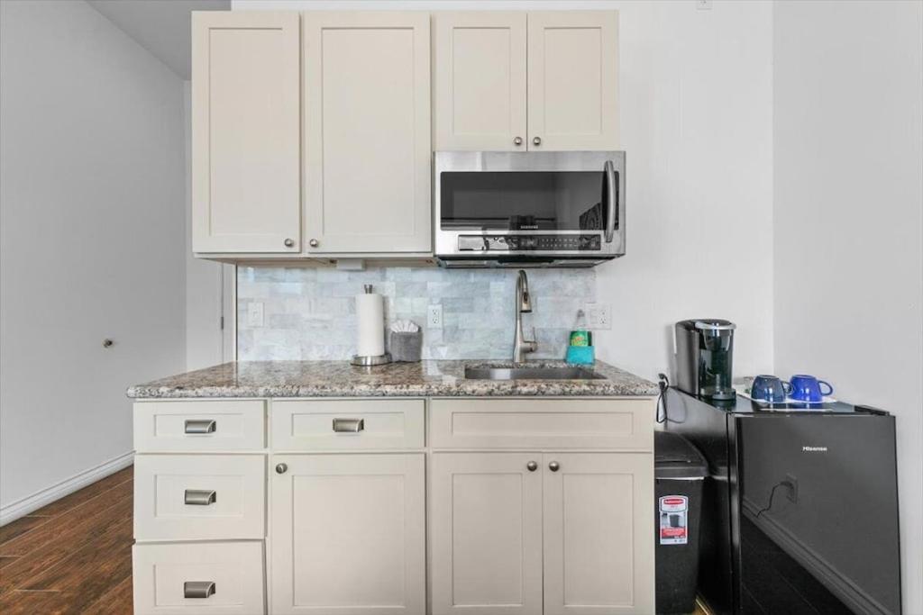 Unit 15 Maui Ohana Modern * Wailuku